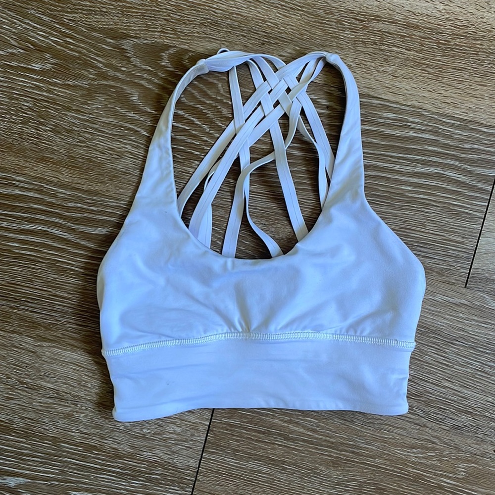 Lululemon free to be moved long line sports bra